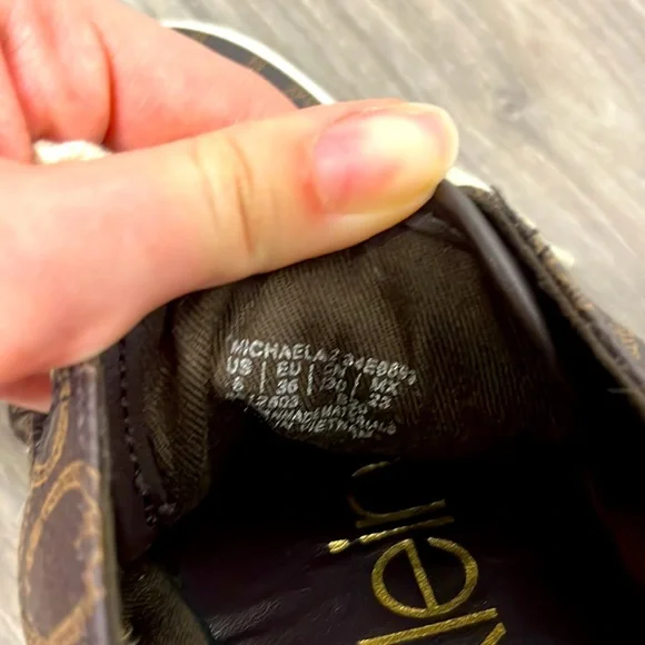 CALVIN KLEIN brown logo sneakers - Picture 6 of 6